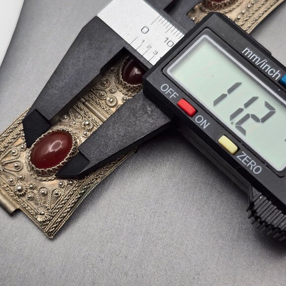 Antique 900 Silver Cannetille Carnelian Cabochon Hinged Panel Bracelet 7" - Picture 15 of 16